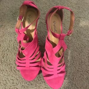 Pink Wedge size 7